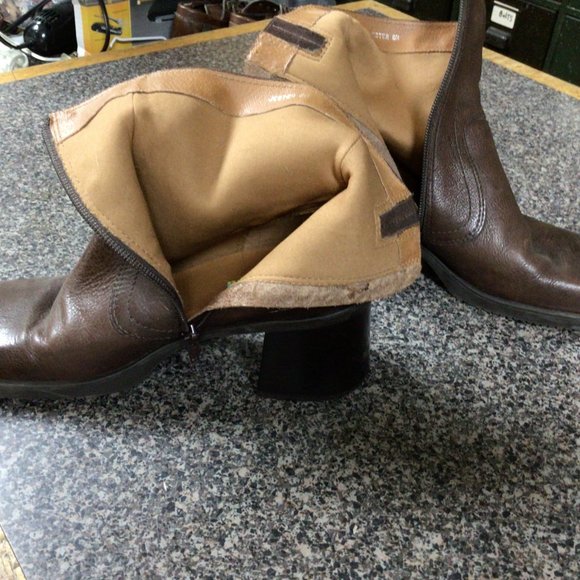 Leather brown ankle boot - Picture 4 of 6